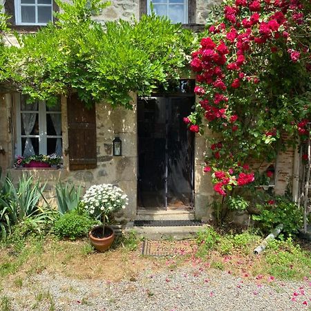 Red Gate Cottage Saulgond 外观 照片