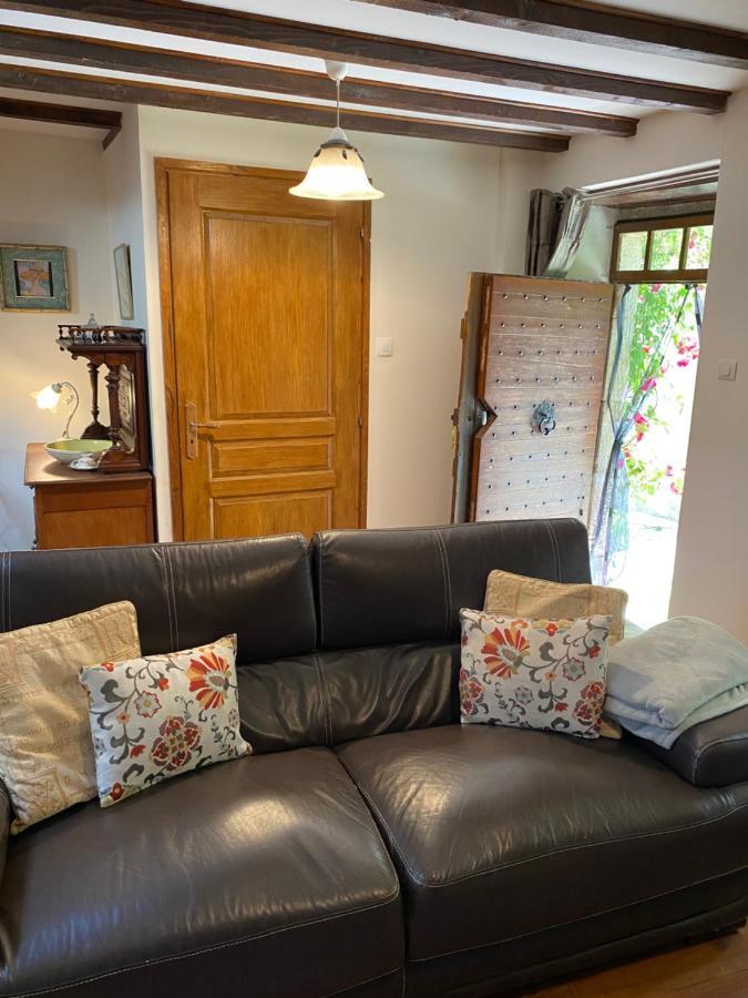 Red Gate Cottage Saulgond 外观 照片